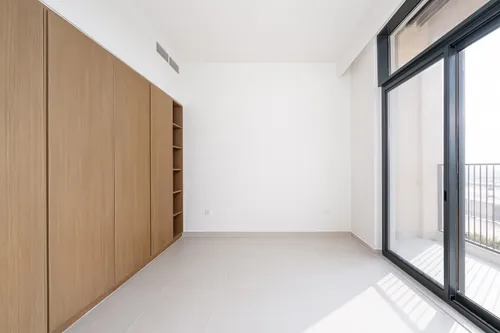 3 Bedrooms Townhouse in Greenview 3