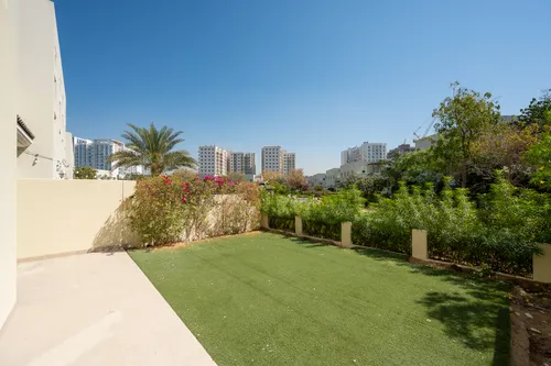 3 Bedrooms Townhouse in Quortaj