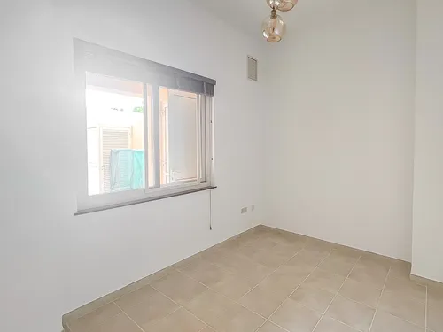 4 Bedrooms Townhouse in Oliva