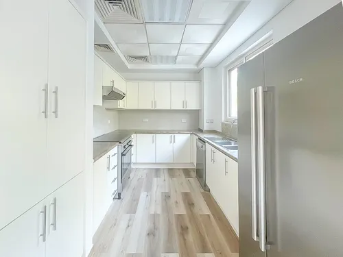 4 Bedrooms Townhouse in Oliva
