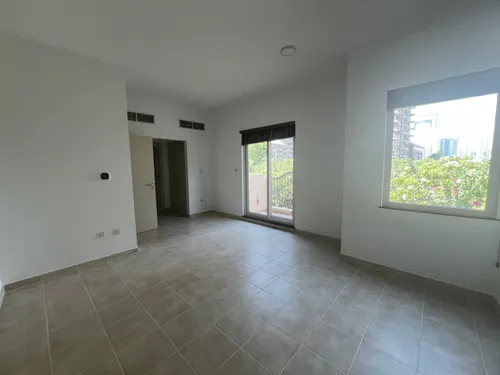 4 Bedrooms Townhouse in Oliva