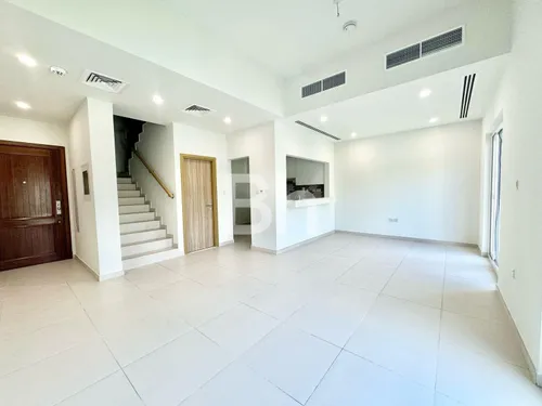 3 Bedrooms Townhouse in Amaranta