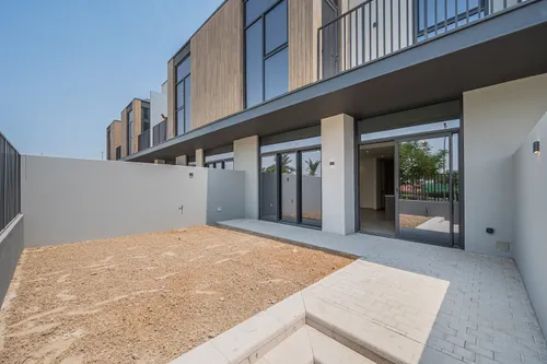 3 Bedrooms Townhouse in Mudon Al Ranim 1