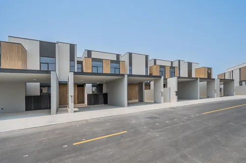 3 Bedrooms Townhouse in Mudon Al Ranim 1