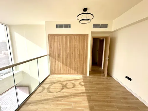3 Bedrooms Townhouse in Rukan