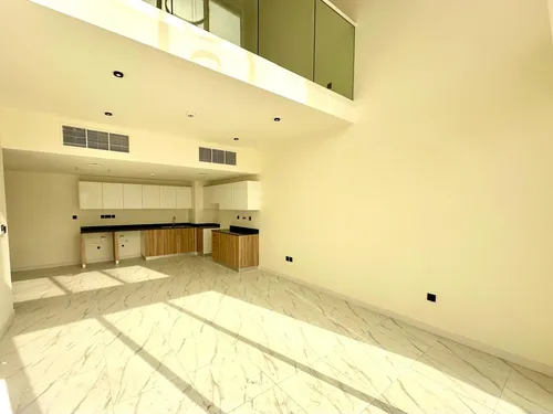 3 Bedrooms Townhouse in Rukan