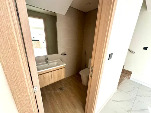 3 Bedrooms Townhouse in Rukan