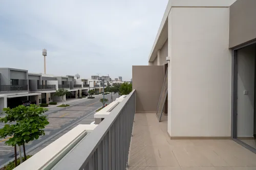 3 Bedrooms Townhouse in Elan