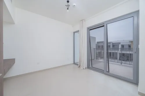 3 Bedrooms Townhouse in Elan