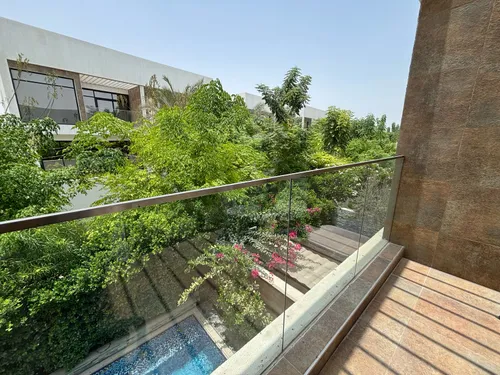 4 Bedrooms Townhouse in Jumeirah Luxury