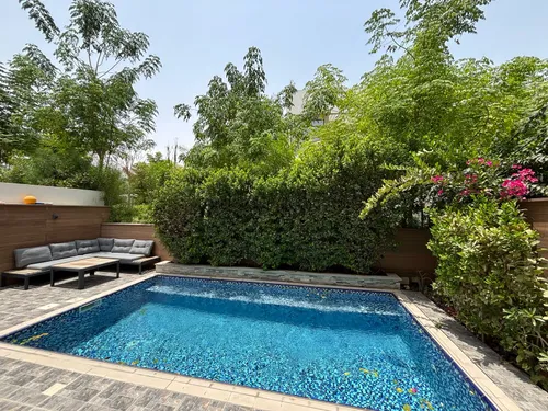 Modern | Pool | Peaceful | Comfortable