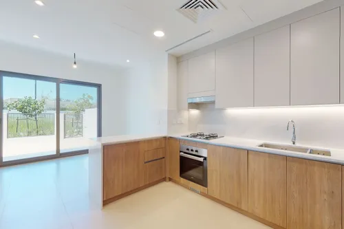 3 Bedrooms Townhouse in Elan