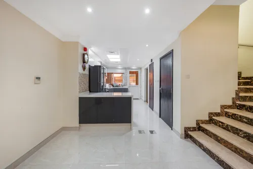 2 Bedrooms Townhouse in Diamond Views 1