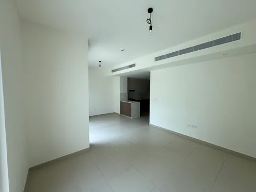 3 Bedrooms Townhouse in Elan