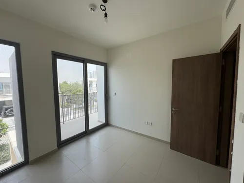 3 Bedrooms Townhouse in Elan