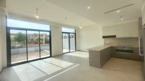 4 Bedrooms Townhouse in Mudon Al Ranim 1