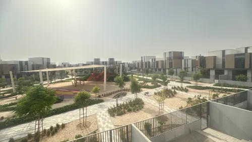 4 Bedrooms Townhouse in Mudon Al Ranim 1