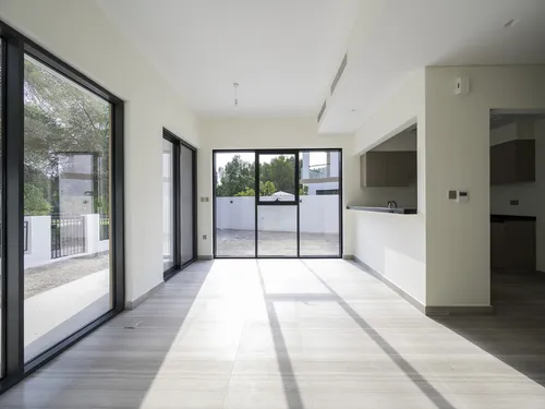 4-Bedroom Townhouse | Corner Unit | Spacious