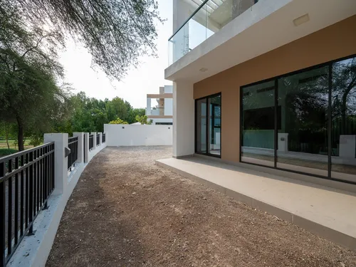 4 Bedrooms Townhouse in Rockwood