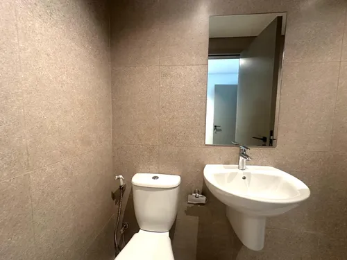 3 Bedrooms Townhouse in Aura