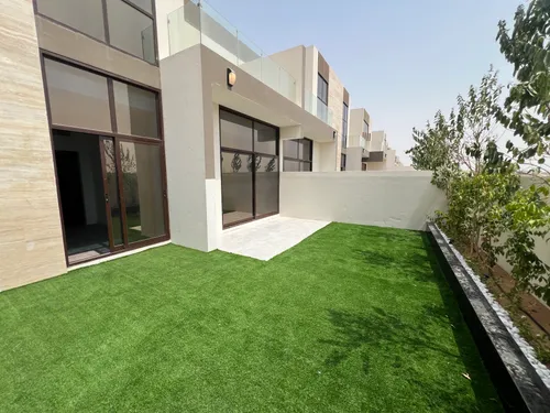 4 Bedrooms Townhouse in Elie Saab VIE Townhouses