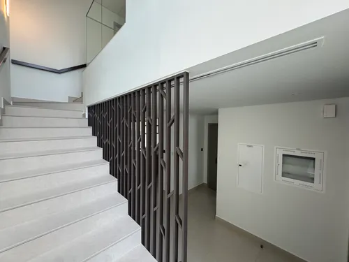 3 Bedrooms Townhouse in Aura