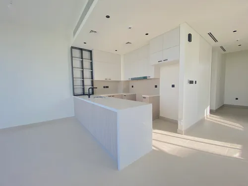 3 Bedrooms Townhouse in Golf Grove