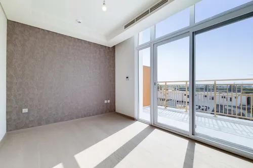 3 Bedrooms Townhouse in Aquilegia