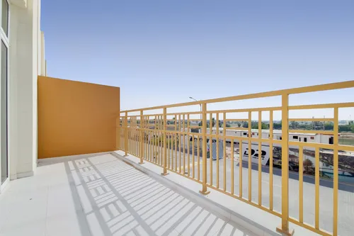 3 Bedrooms Townhouse in Aquilegia