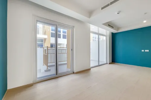 3 Bedrooms Townhouse in Aquilegia