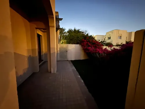 3 Bedrooms Townhouse in Springs 3