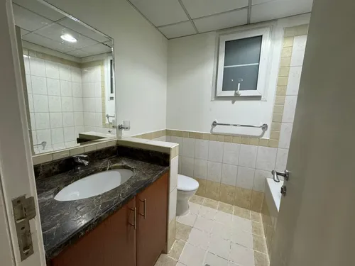 3 Bedrooms Townhouse in Springs 3