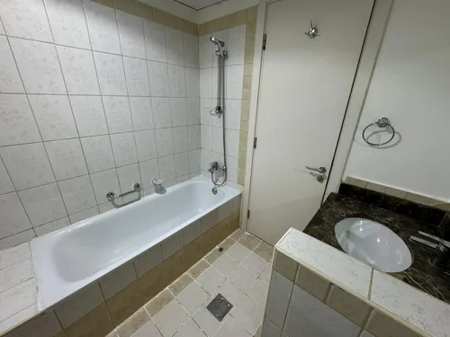 3 Bedrooms Townhouse in Springs 3