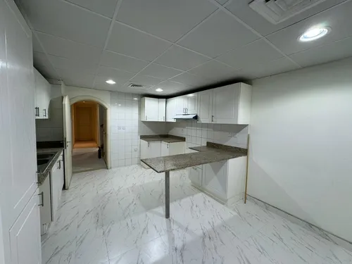 3 Bedrooms Townhouse in Springs 3