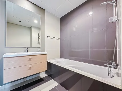 3 Bedrooms Townhouse in Centaury