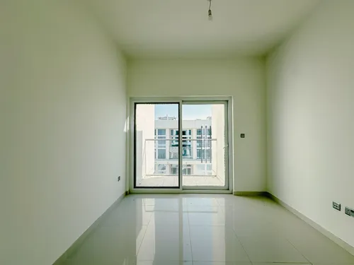 3 Bedrooms Townhouse in Centaury