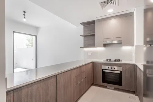 4 Bedrooms Townhouse in Elan
