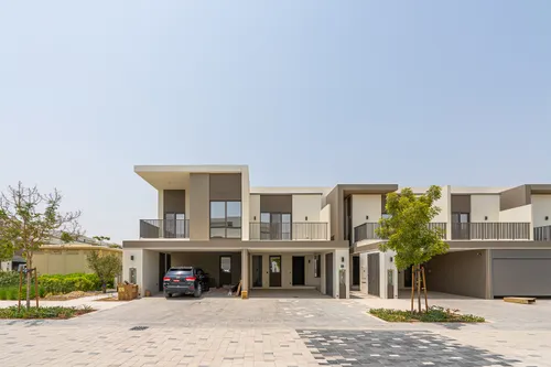 Aura Gardens | Upgraded | Luxury Community |