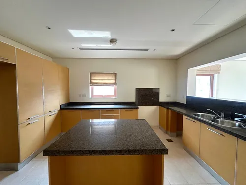 3 Bedrooms Townhouse in Dubai Style Zone F