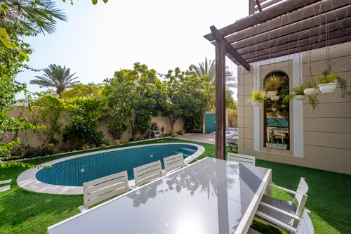 Corner Villa | Upgraded | Private Pool | View Now