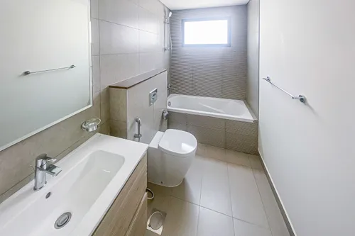 3 Bedrooms Townhouse in Trinity