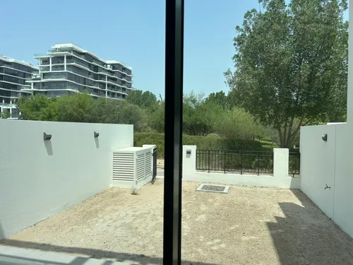 3 Bedrooms Townhouse in Trinity