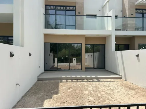 3 Bedrooms Townhouse in Trinity