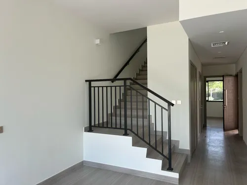 3 Bedrooms Townhouse in Trinity