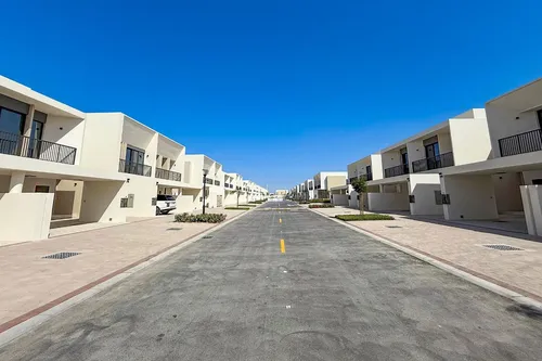 4 Bedrooms Townhouse in Maha Townhouses