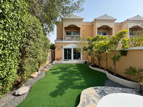 1 Bedroom Townhouse in District 4C