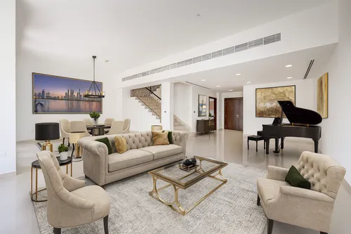 Spacious 4 Bed Townhouse | Prime Location | Vacant