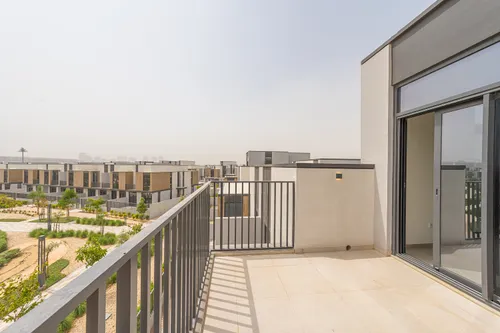 3 Bedrooms Townhouse in Mudon Al Ranim 1