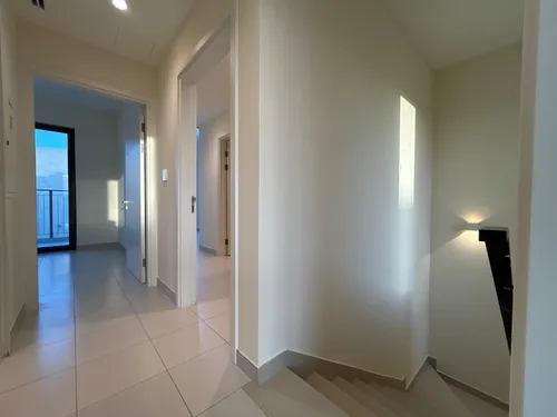 3 Bedrooms Townhouse in Parkside 3