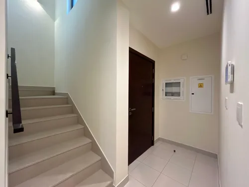 3 Bedrooms Townhouse in Parkside 3